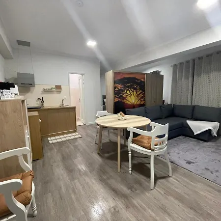 Al Praca Sao Joao da Madeira