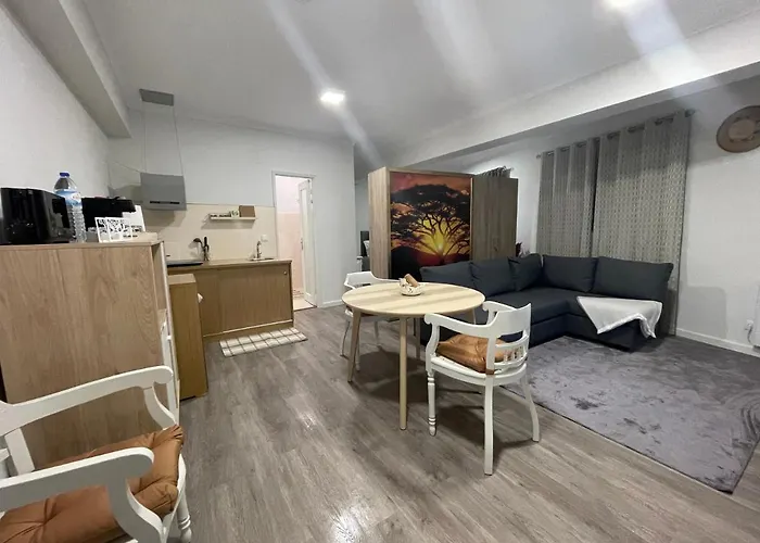 Al Praca Sao Joao da Madeira